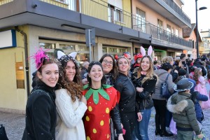 La strada in maschera