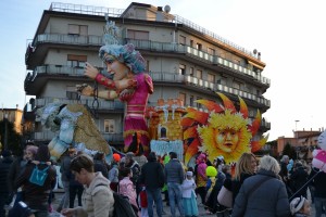 La strada in maschera